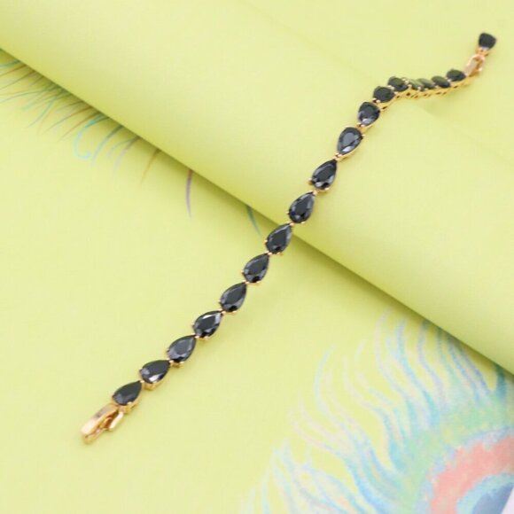 "Rose Gold Bracelet with Black Teardrop Stones – Bold & Elegant, XPBL0814 - Picture 2 of 12